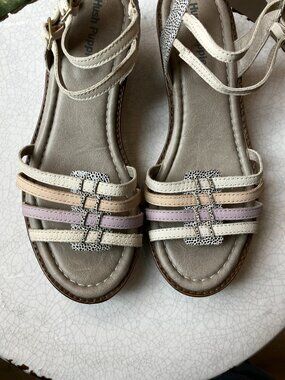 Hush Puppies Wedge Sandals Women's Size 8